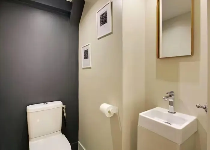 Superbe Aux Halles I