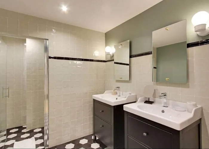 Superbe Aux Halles I * Paris