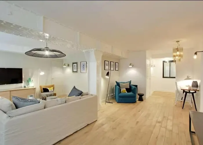 Appartement Superbe Aux Halles I